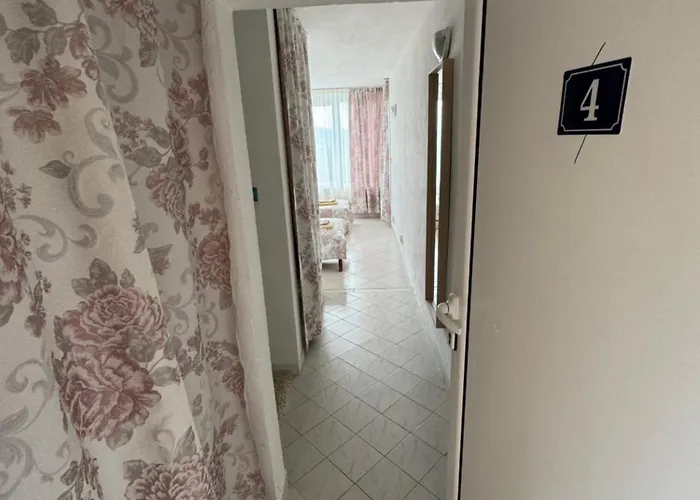 Maka - Balchik, Albena Village Zone Дом отдыха Балчик