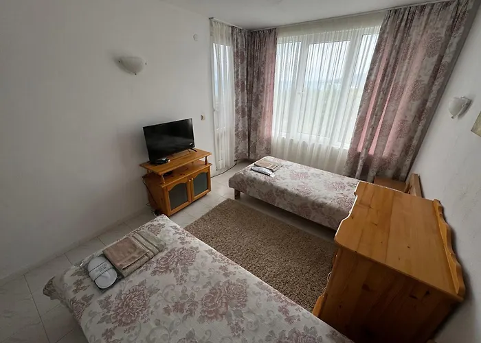 Maka - Balchik, Albena Village Zone * Балчик